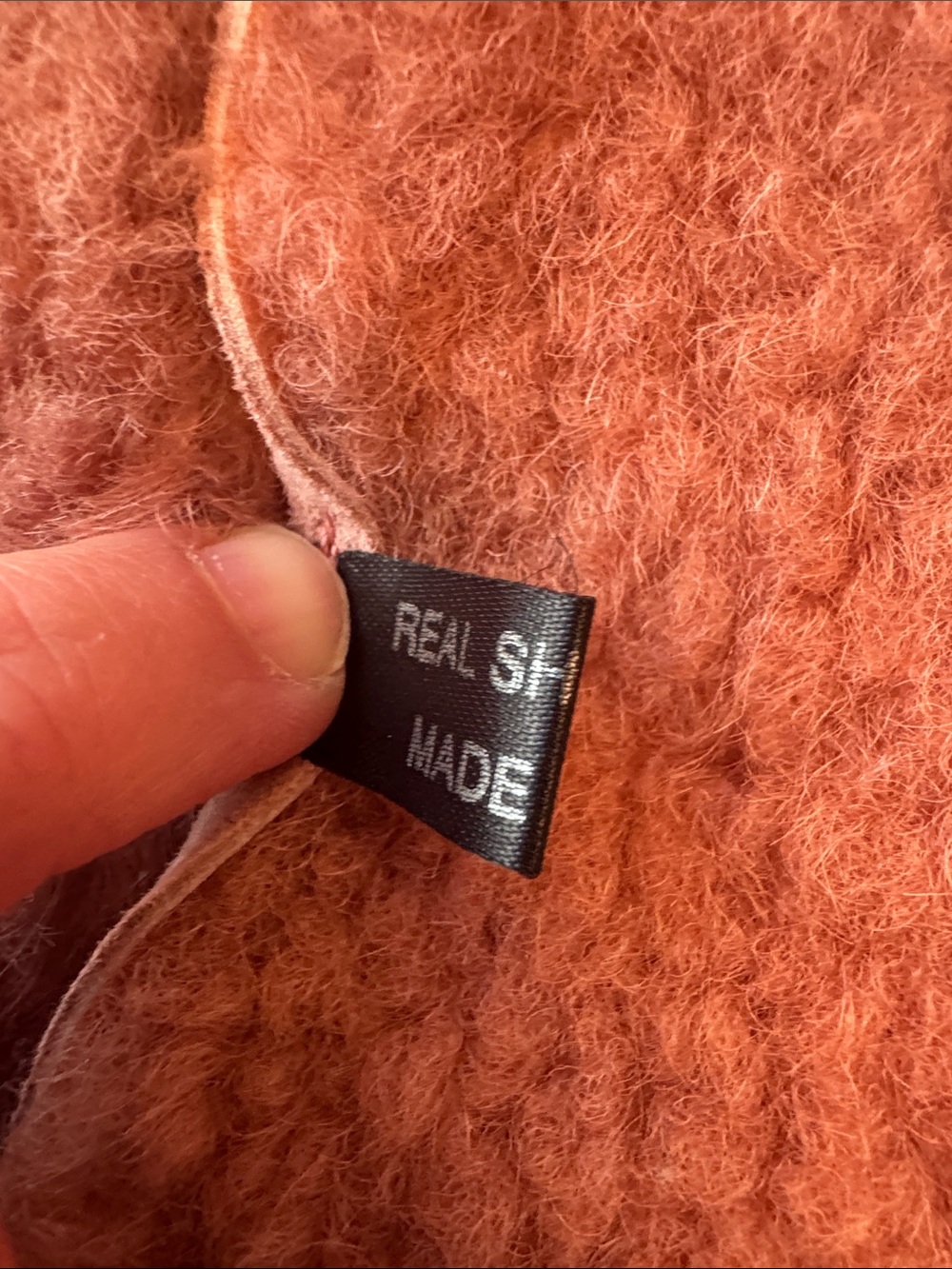 Marie Chantal Plush Shearling Sheep Skin UK Vest in Dusty Rose Size 6 - Picture 9 of 11